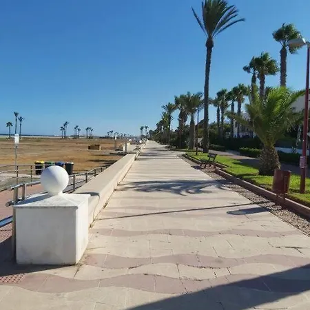 Soles - Playa A 200 Metros - Urb Laguna Vera